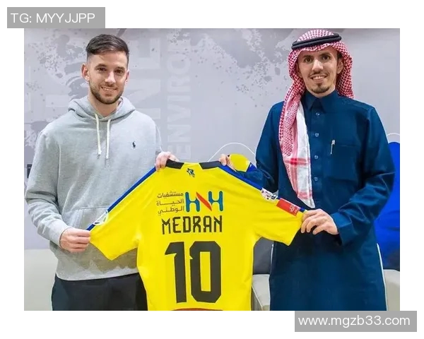 足球明星德兰杰的传奇生涯与场外风采揭秘